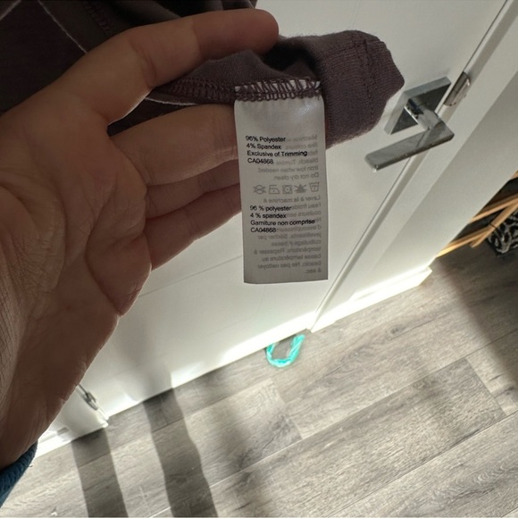 MEC All Day Essentials Mock Neck T-Shirt - Picture 4 of 7